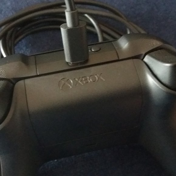 Microsoft Xbox Controller Carbon Black - Picture 4 of 4